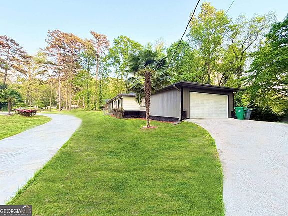 4th image of 4439 Gregory Rd