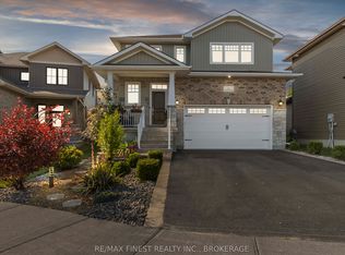 157 Islandview Dr, Loyalist, ON K7N0A5