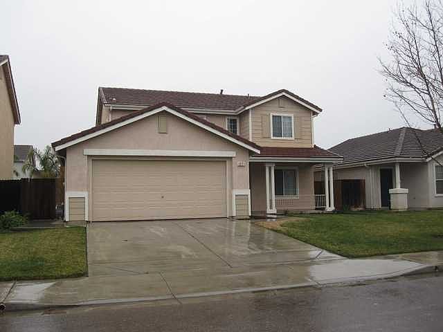 1st image of 1221 Yellowhammer Dr