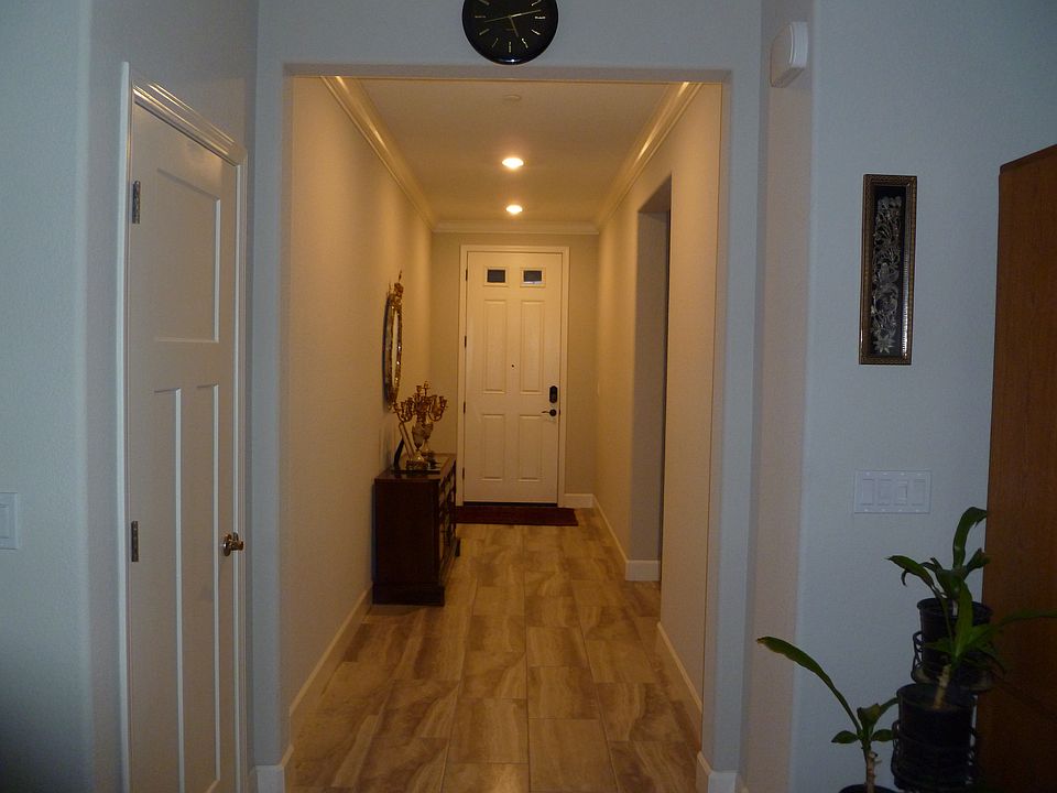 1st image of 1526 Osborn Dr