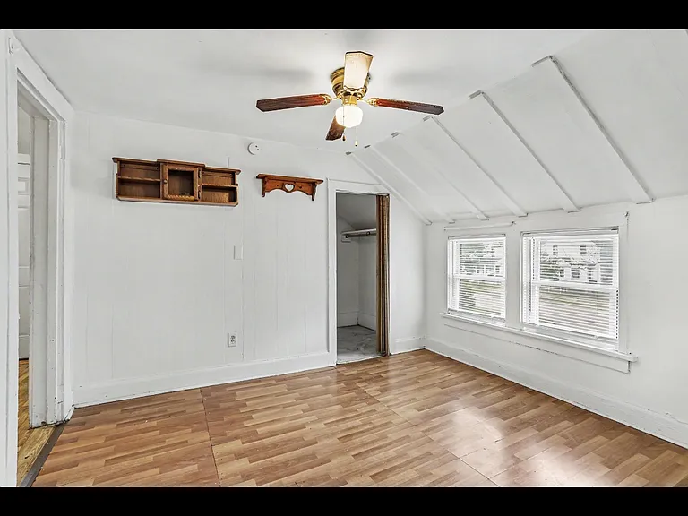 132 Reed Ave — Photo 3