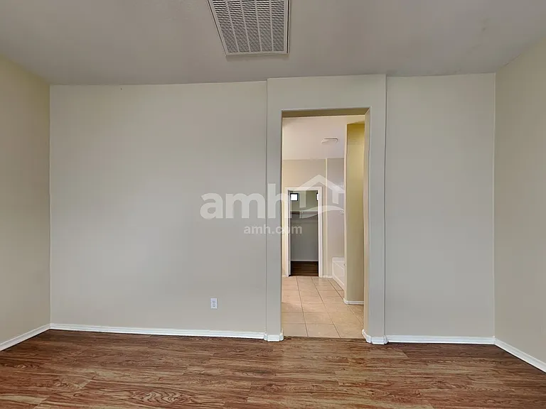 7242 W Saint Charles Ave — Photo 11