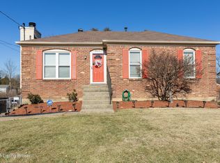6610 Holly Lake Dr, Louisville, KY 40291
