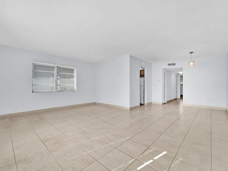 374 Sunshine Dr #K3 — Photo 10