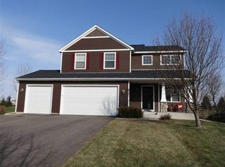 8531 Allegheny Grove Blvd, Victoria, MN 55386