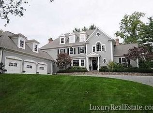 138 Lone Tree Farm Rd, New Canaan, CT 06840