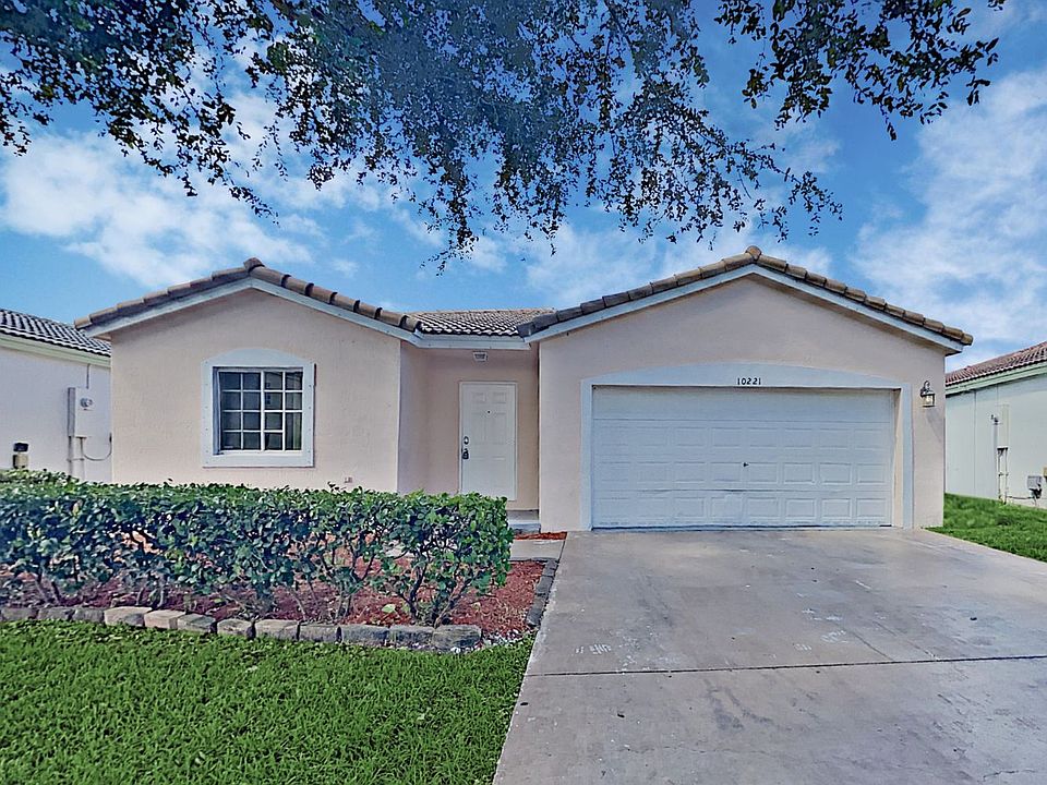 1st image of 10221 SW 23rd Ct