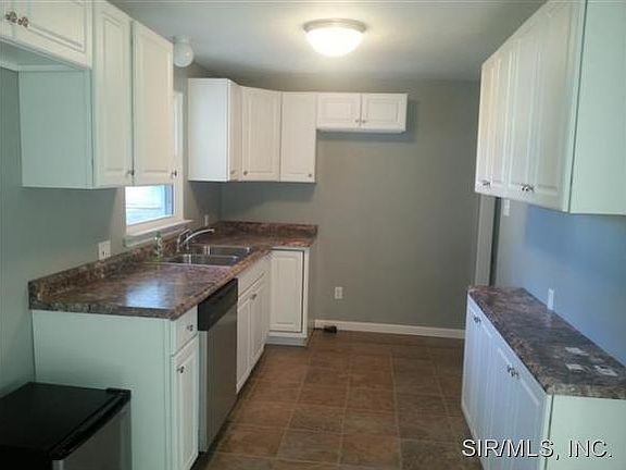 2nd image of 1601 Paradise Dr