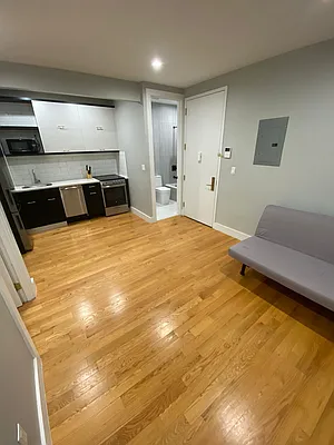 Rented by Aron Fried, LREB | media 3