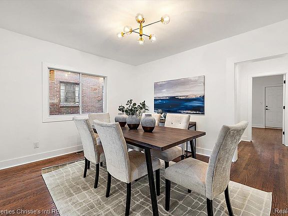 5th image of 17575 Stoepel St