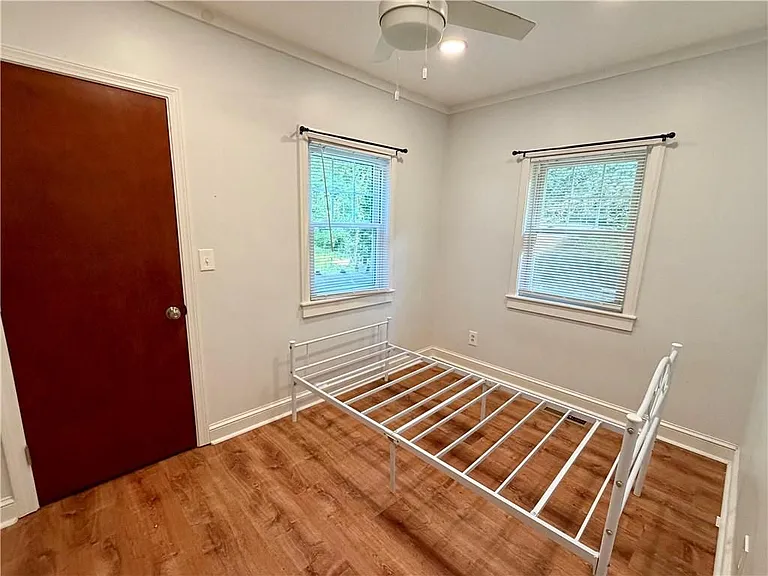 190 E Shore Dr — Photo 14