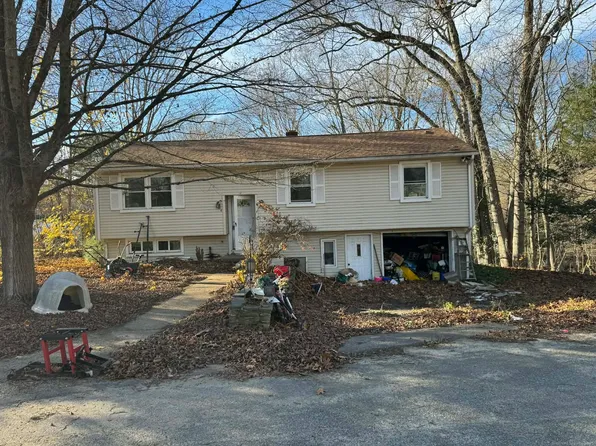 6 Elaine Street, Bozrah, CT 06334