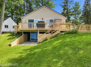 8946 Thomas St, Hale, MI 48739
