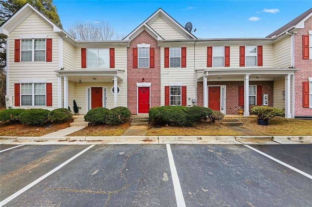 Primary listing photo
