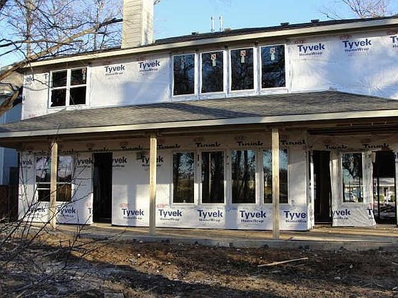 4th image of 909 N Bailey Ave