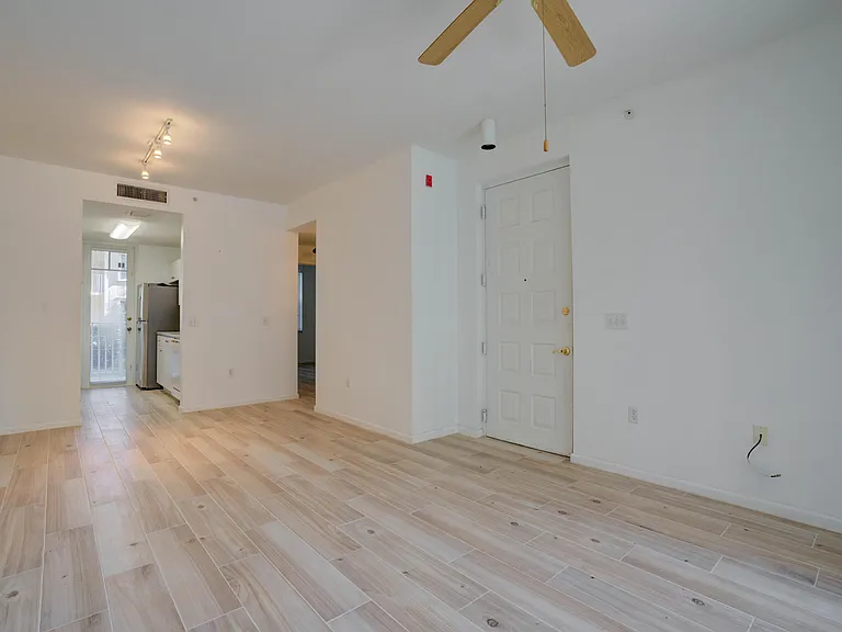 1136 Town Center Dr #11 — Photo 6