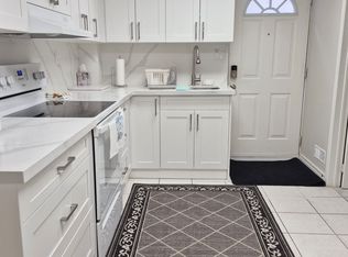 30 Arvida Dr, Vaughan, ON L4J 7X8
