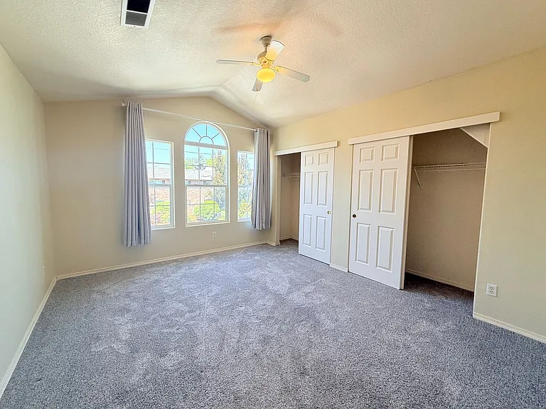 2914 SW 214th Ave — Photo 13