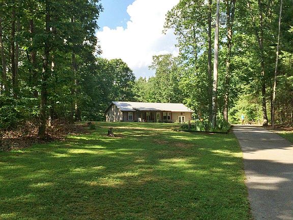 0-Driveway Leading to Home