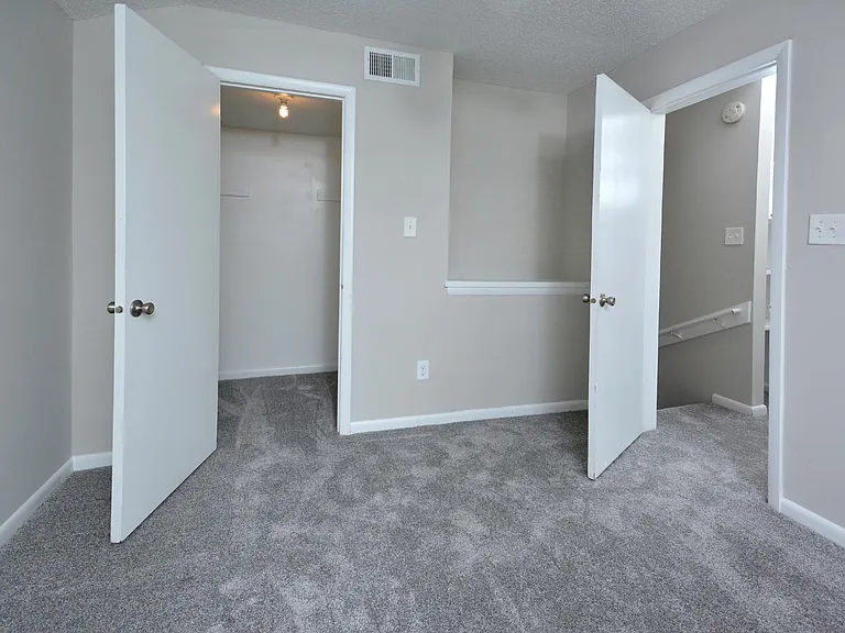 Pine Ridge Apartments — Photo 57