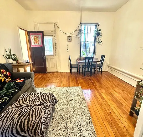 1816 S Racine Ave #3R — Photo 3