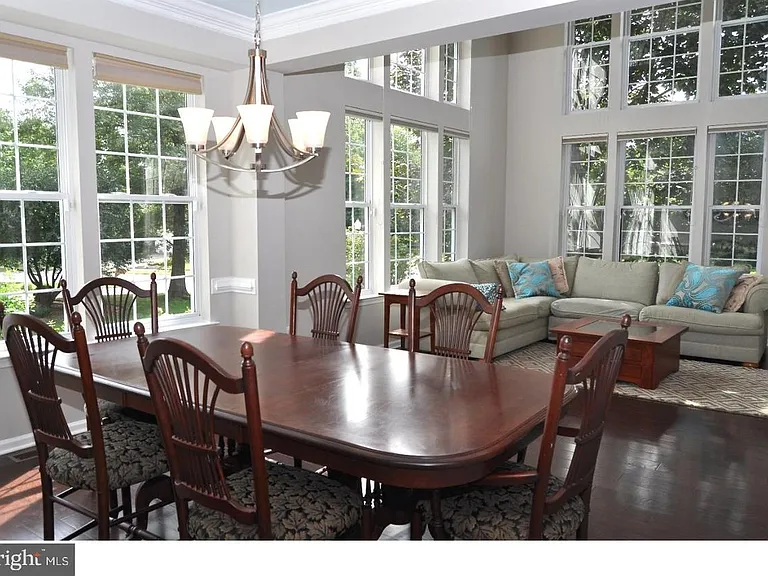 7 Matson Ct — Photo 5
