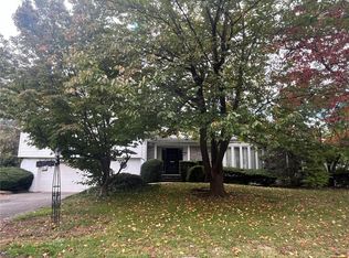 98 Bobolink Rd, Yonkers, NY 10701