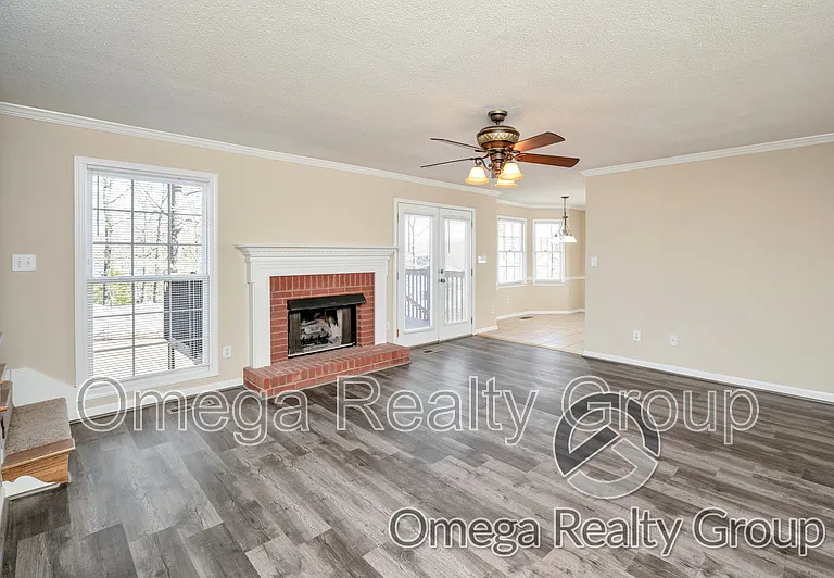 7504 Carrolwood Way — Photo 20