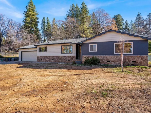 11821 Polaris Dr, Grass Valley, CA 95949