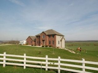 N7430 High Prairie Ln, New Glarus, WI 53574