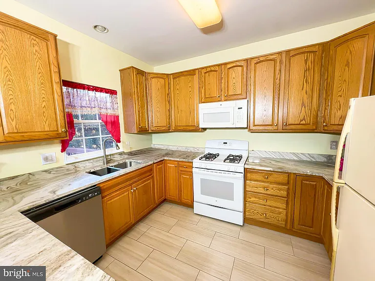 2016 Wheaton Haven Ct #ROOM ONLY — Photo 4