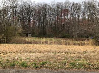 127 Whispering Dr, Harmony, NC 28634