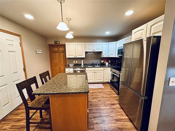 3rd image of 4237 Mill Ridge Circle