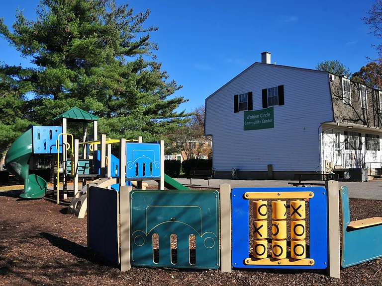 Walden Circle Townhouses — Photo 15