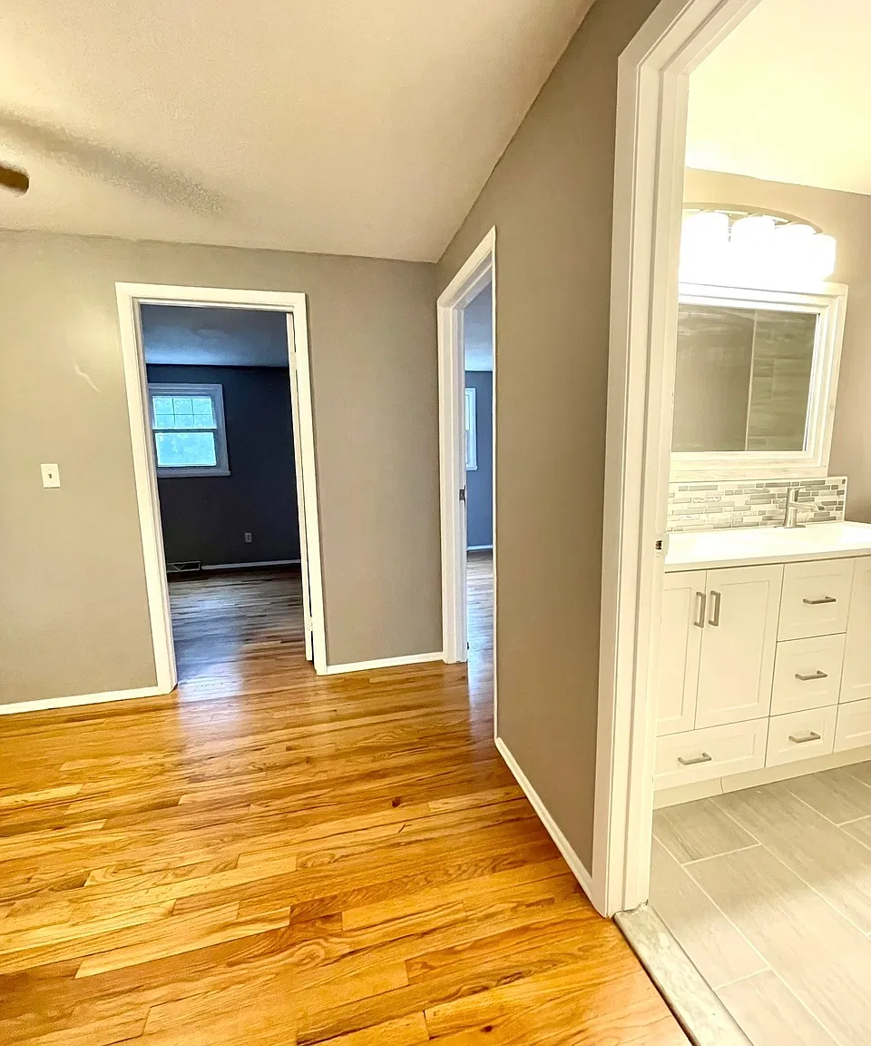 4 bed, 2048 sqft, $2,650 — Photo 4