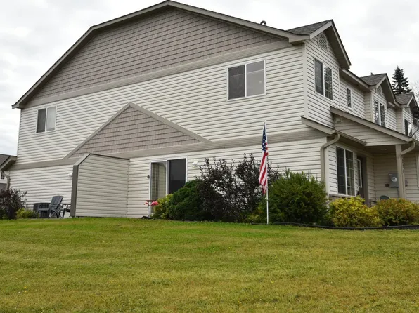 1024 Amanda Ct SW, Pine Island, MN 55963