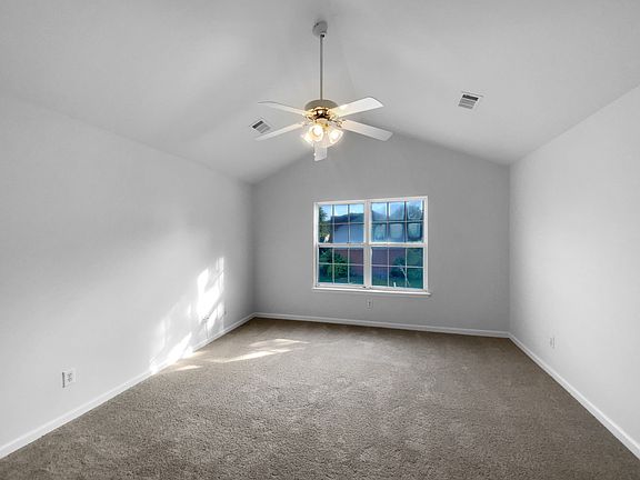 5th image of 120 Tyne Dr