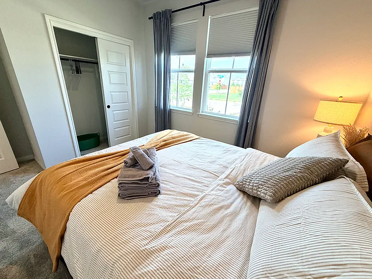 2401 Amara Levi Ln — Photo 12