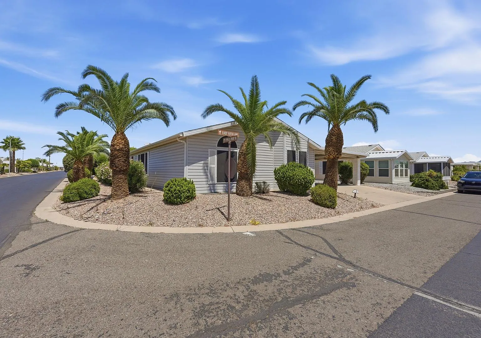 2 bed, 2.0 bath, 1680 sqft, $2,500 — Photo 3