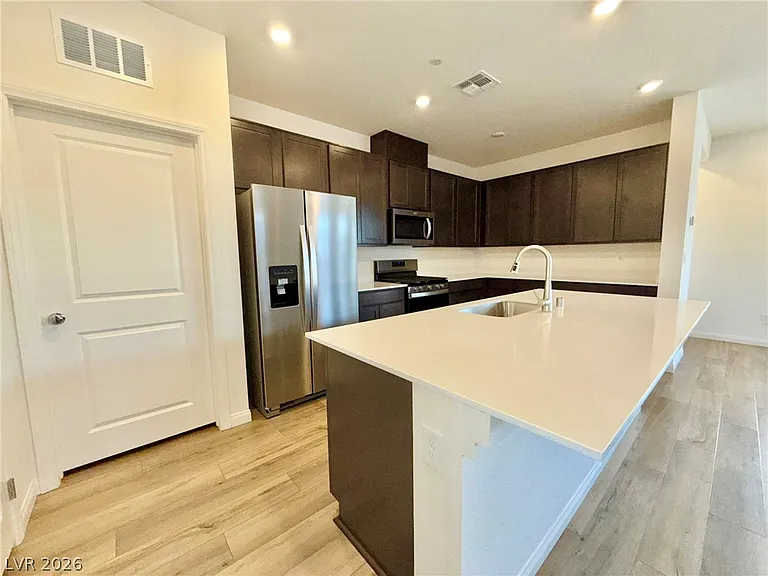 728 Wild Highlands Ln — Photo 7