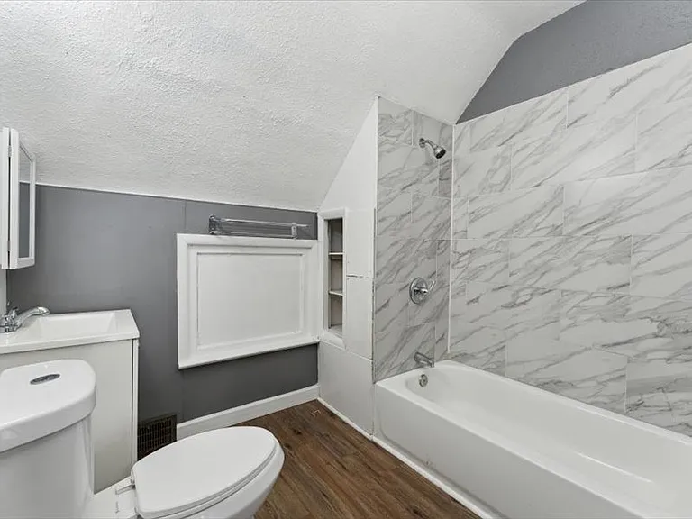 4002 Ardmore Ave — Photo 22