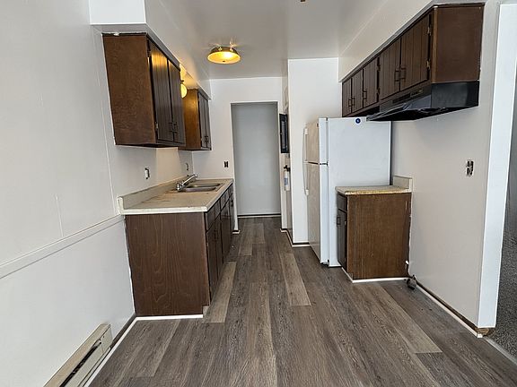 4th image of 750 Michigan Ave E #11
