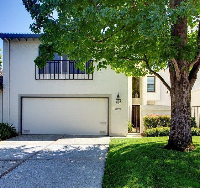 1st image of 569 Villa Real