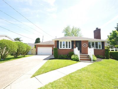 221 N Linden St, Buffalo, NY, 14221