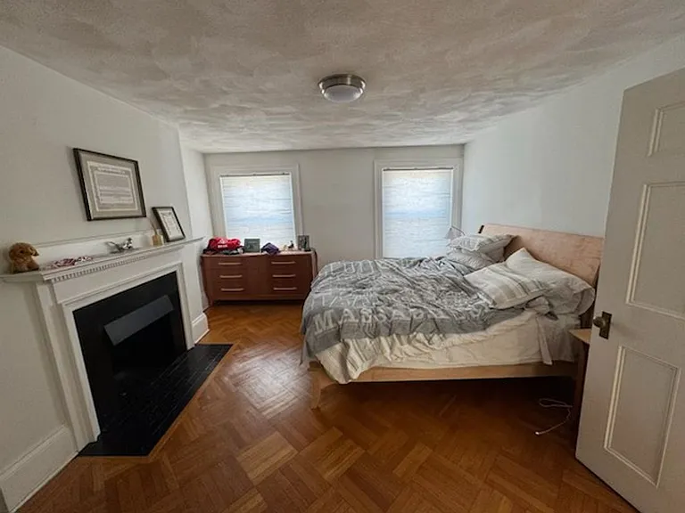 1712 Beacon St #23 — Photo 5