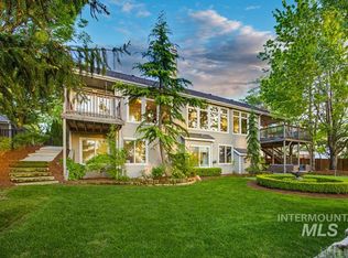 710 E Highland View Dr, Boise, ID 83702