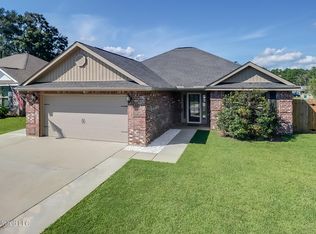 13721 Lawton Ln, Gulfport, MS 39503