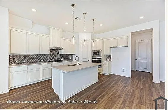 5418 Union St — Photo 1