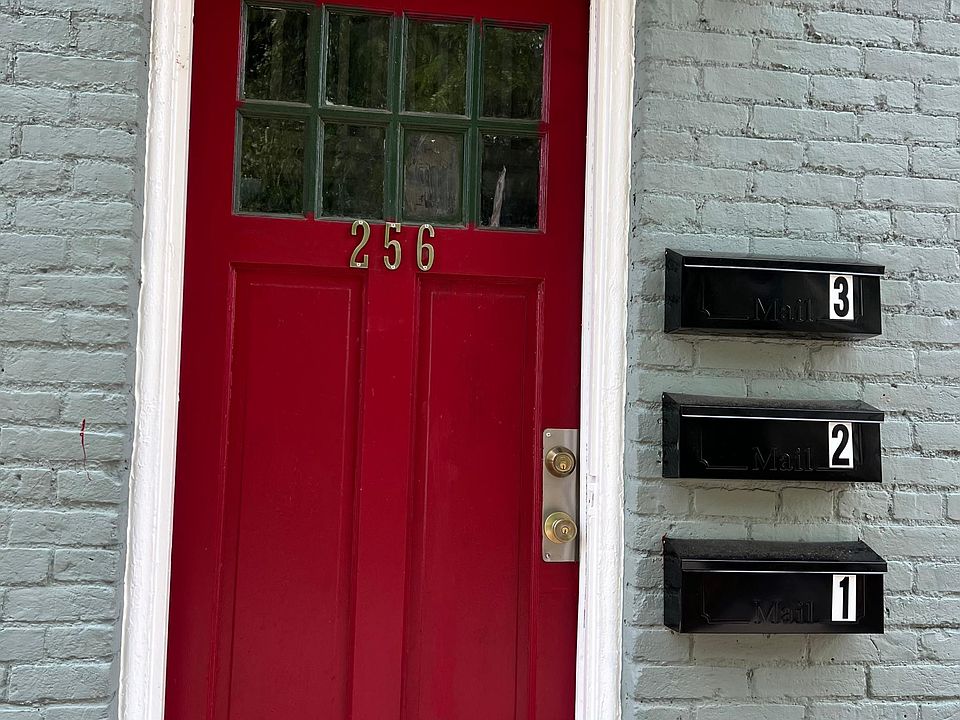 1st image of 256 Columbia St