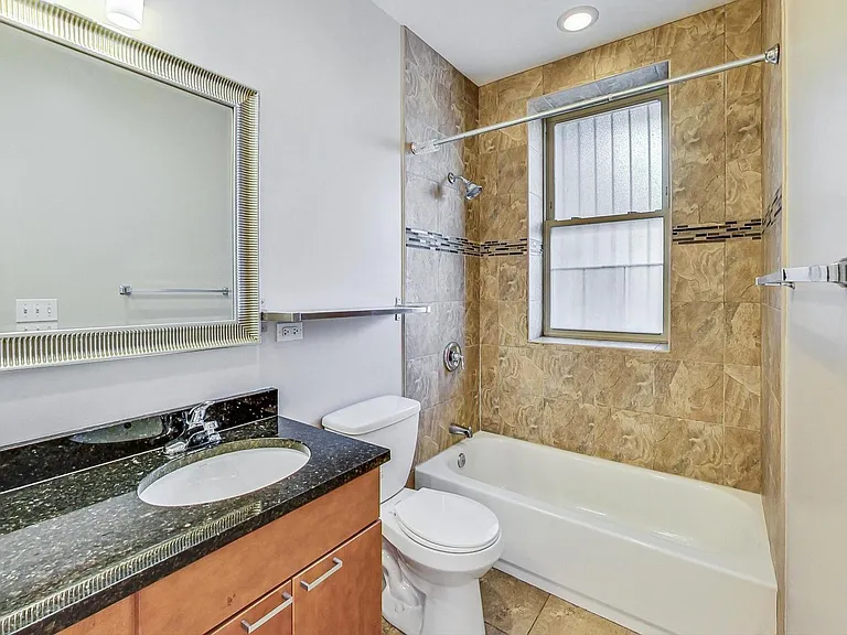2839 W Cortez St #1 — Photo 15